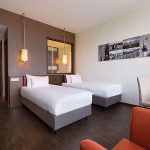 Superior Zimmer mit Kingsize-Bett